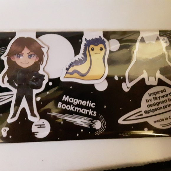 FairyLoot Magnetic Bookmarks